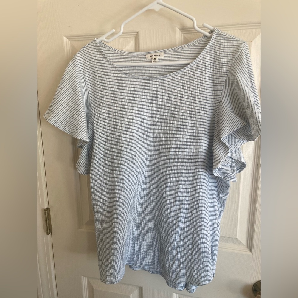 MaxStudio light blue and white pinstriped top with flouncy sleeves